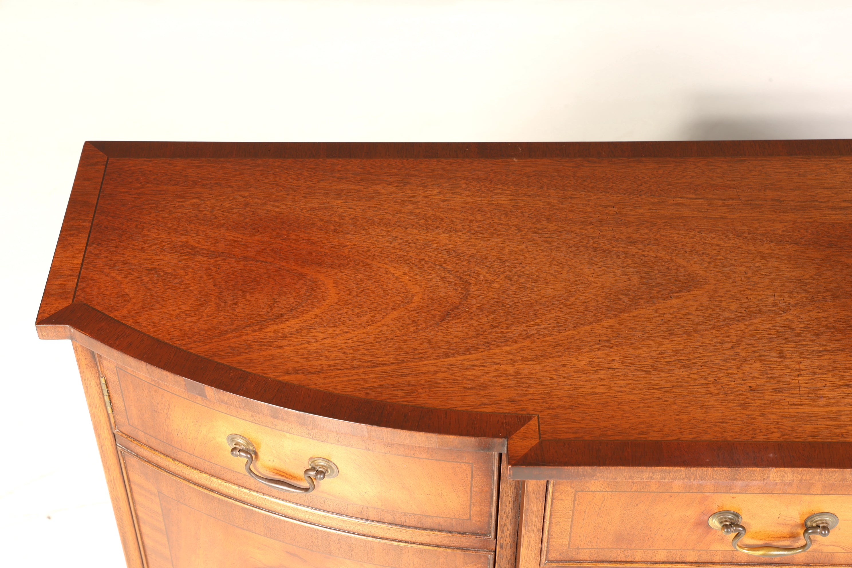 E912 Finish cm Wunderschönes Englisches Sideboard Mahagoni Schrank Antik 60s Buffetschrank Kommode