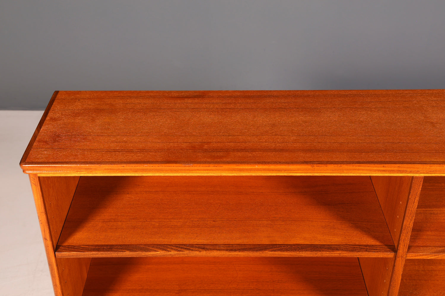 Wunderschönes Mid Century Regal Vintage Bücherregal 60er Jahre Holz Buchablage Regal