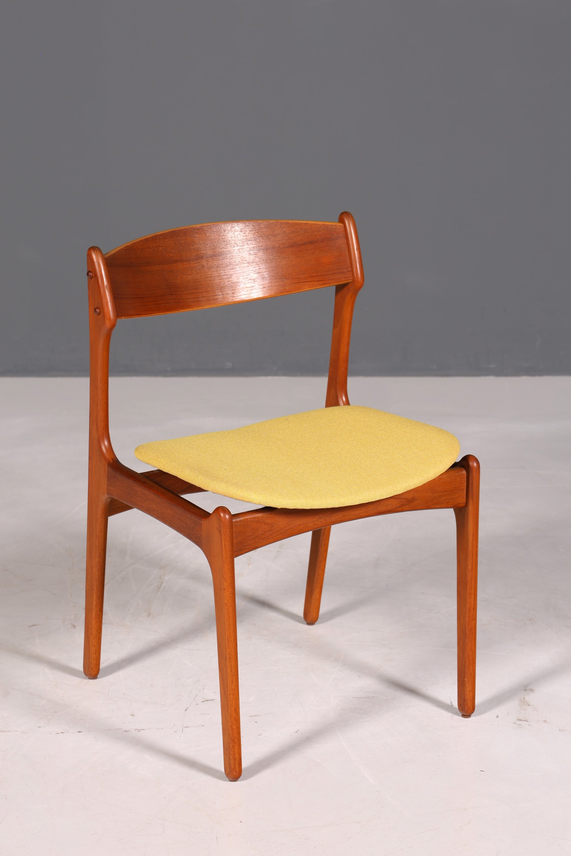 4x Original Erik Buch Stühle von Oddense Maskinsnedkeri A-S  Mid Century Danish Design Teak Holz Esszimmer Stühle Küchenstühle