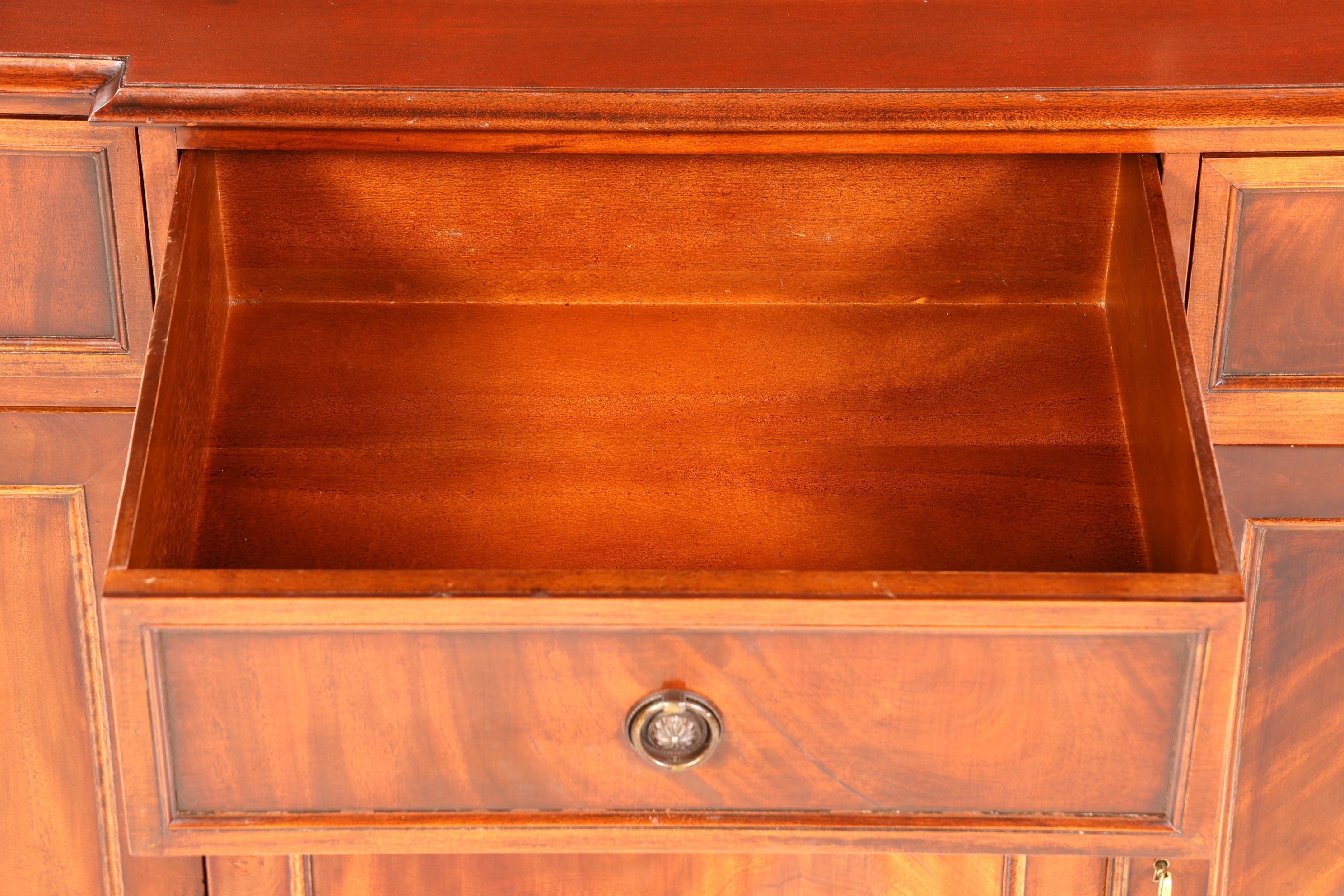 E916 Finish cm Wunderschöne Englische Vitrine Bibliothek Bücherschrank UK Buffet Schrank 60s Jahre