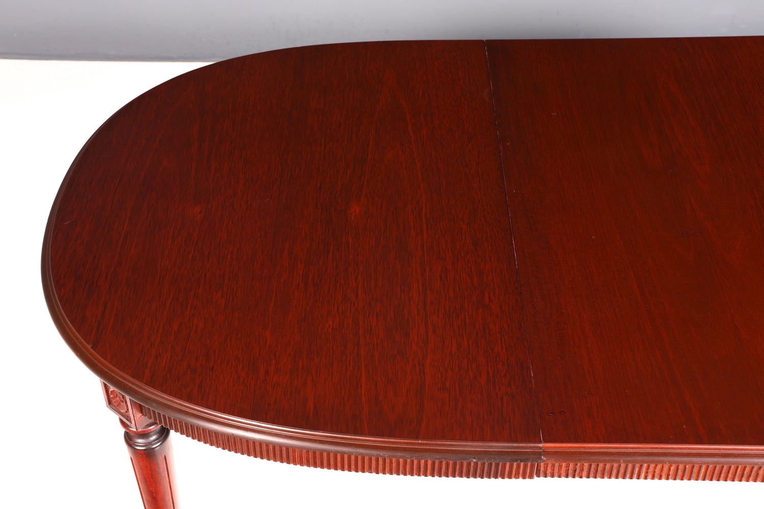 Traumhafter Tisch im Gustavianischer Stil Küchentisch ausziehbar Antik Stil Esszimmer Tisch