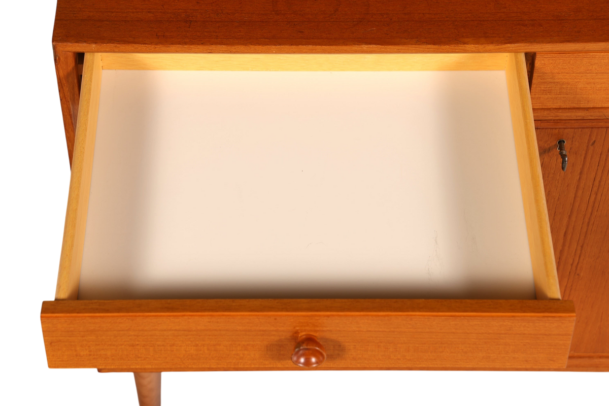 Wunderschönes Mid Century Regal Danish Design Teak Holz Schrank Retro Bücherregal Kommode 1 von 2