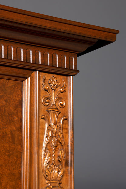 Traumhafter XXL Neorenaissance Bücherschrank Antik Vitrine Herrenzimmer Gründerzeit Buffet Schrank Regal Kanzlei