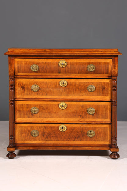 Stilvolle Gründerzeit Kommode Jugendstil Antik Sideboard Schubladenkommode Wäschekommode