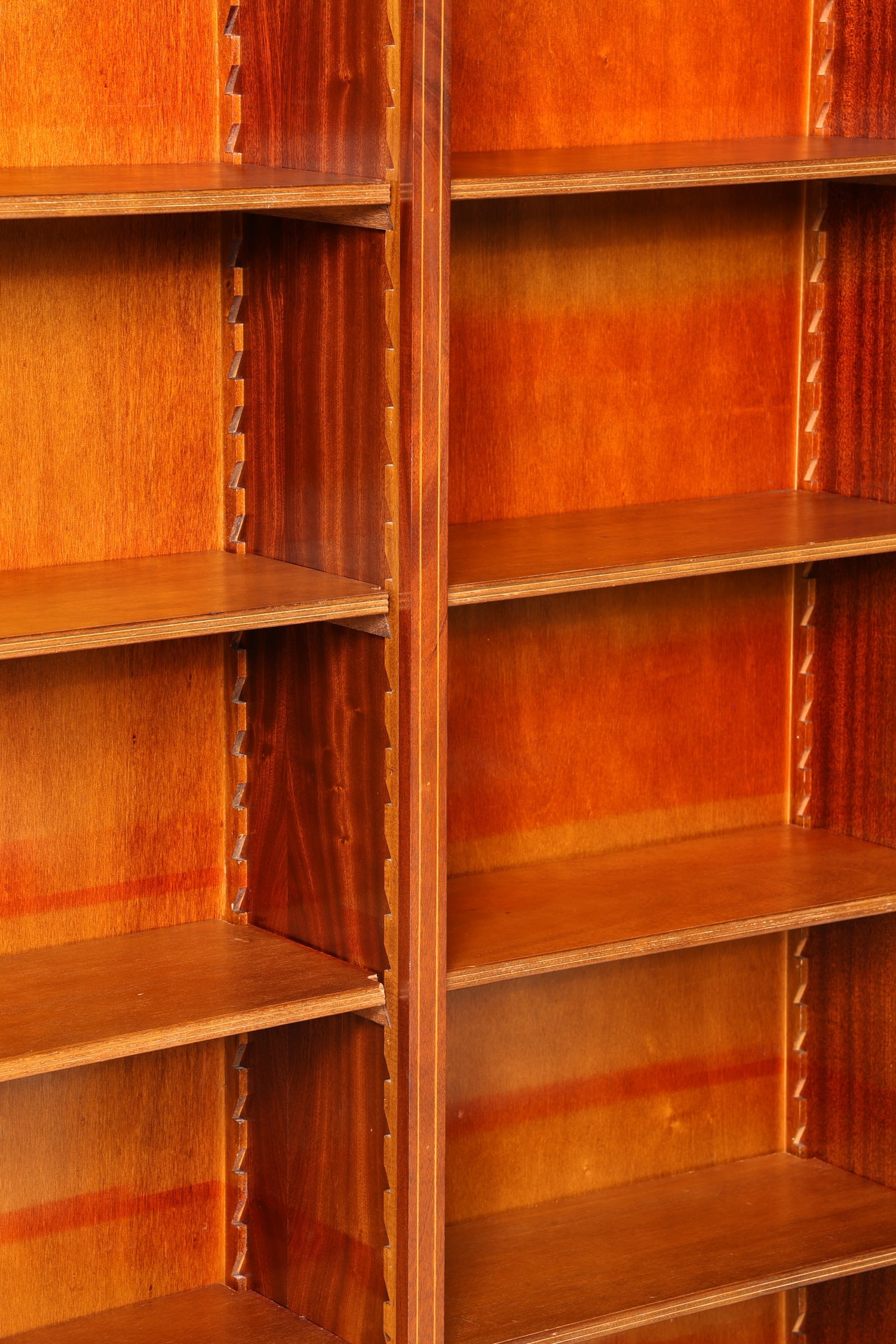 Wunderschönes Englisches XXL Bücherregal Antik Regal Bookshelf Buchablage Bibliothek 60s