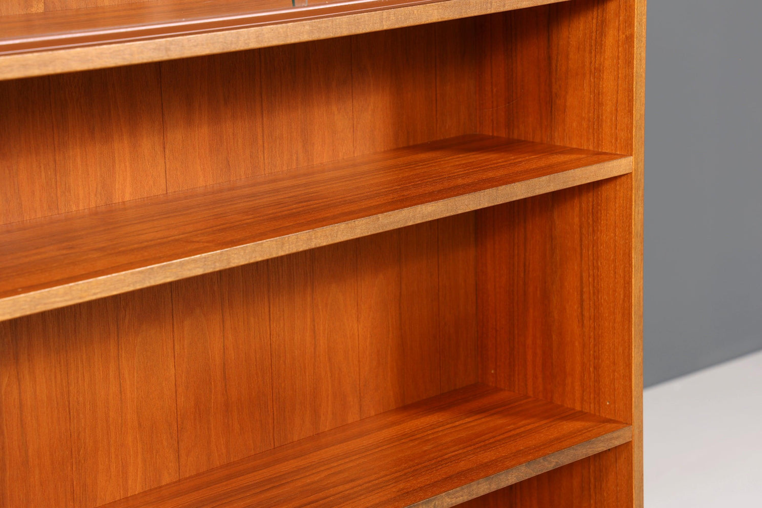 Wunderschönes Mid Century Regal Vintage Schrank Retro Vitrine Bücherregal 60s