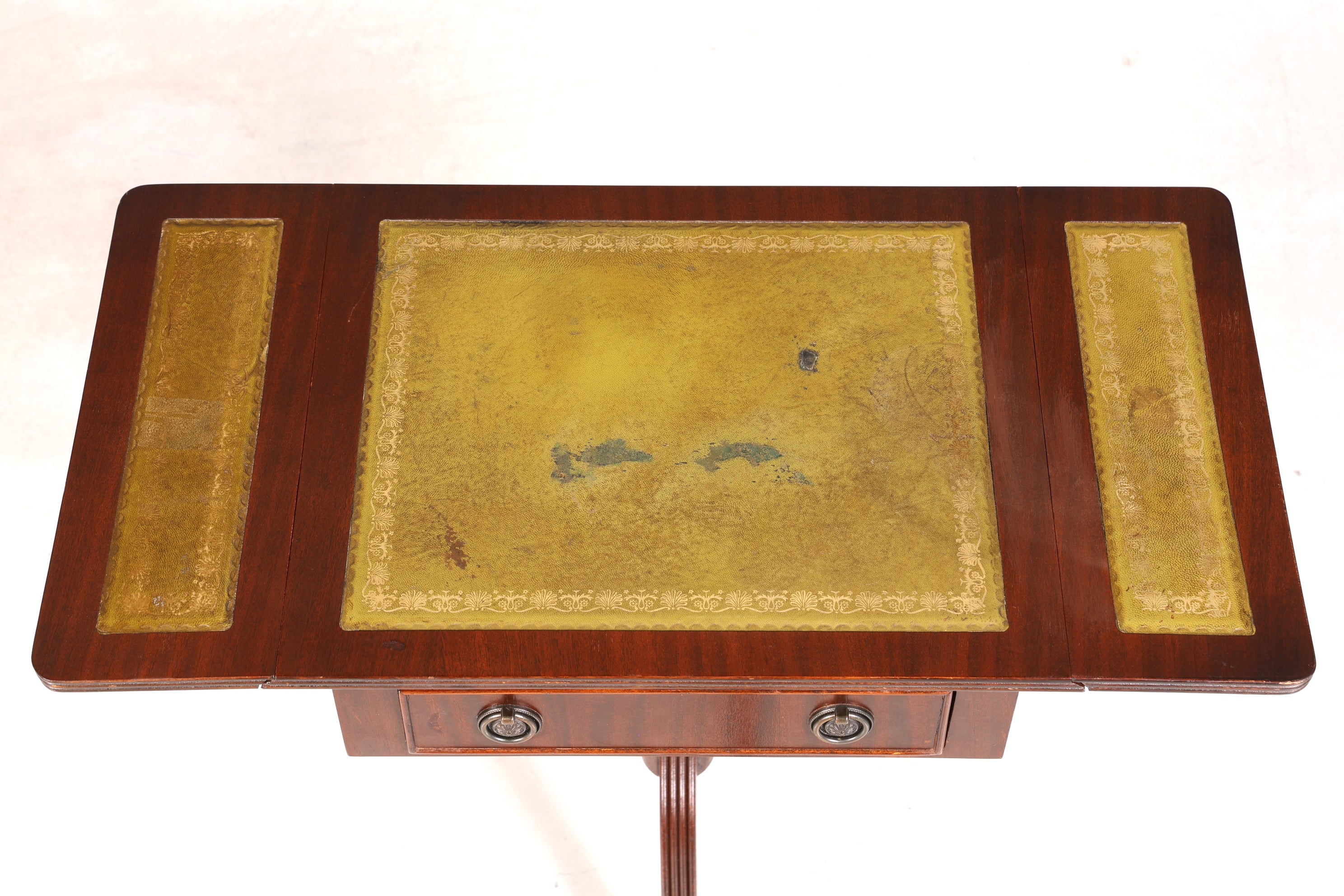 Wunderschöner Englischer Tisch Mahagoni Klapptisch Beistelltisch Englisch echt Leder Antik 60s Ablage 1 von 2