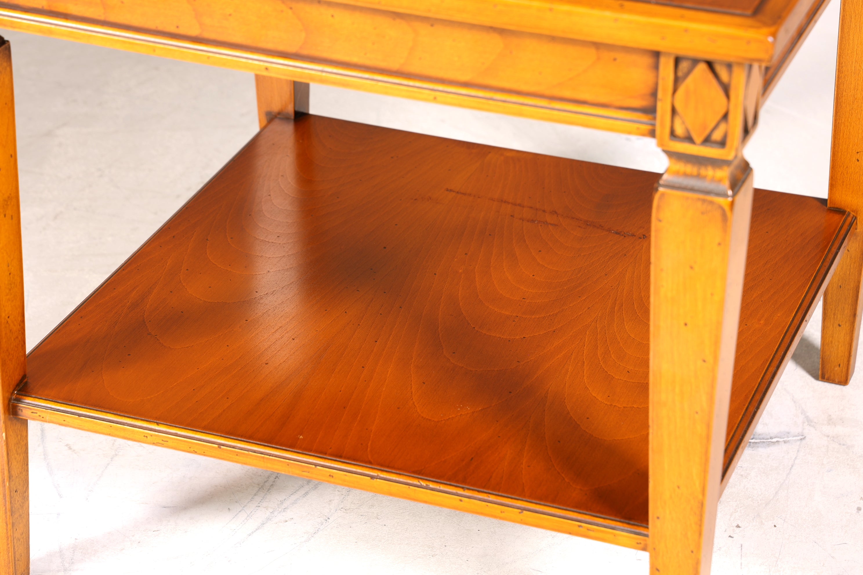Wunderschöner Original Selva Couchtisch Villa Borghese massiv Holz Tisch Wohnzimmertisch