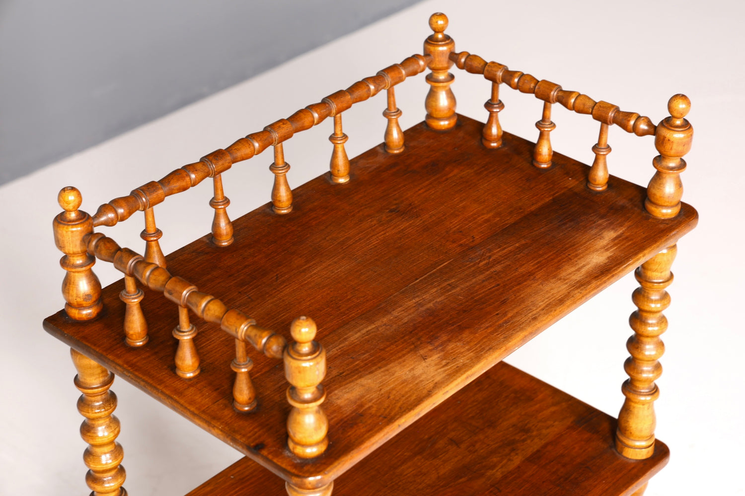 Stilvolle Gründerzeit Etagere Louis Philippe Stil Regal Bücherregal echt Holz Buchablage Bookshelf