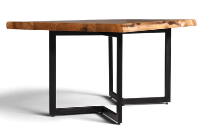 Stilvoller Nussbaum Tisch 160cm-90cm Esszimmer Tisch Baumkanten Platte massiv Holz Küchentisch