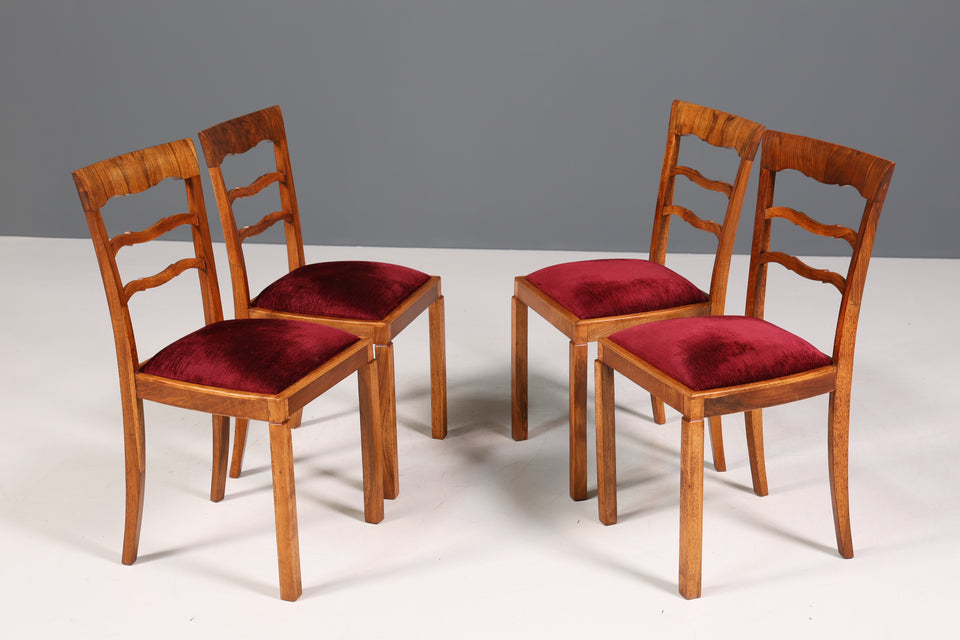 4x Traumhafte Art Deco Stühle um 1930 Nussbaum Stuhl Set Antik Küchenstühle Esszimmer Stuhlset mit Samtstoff