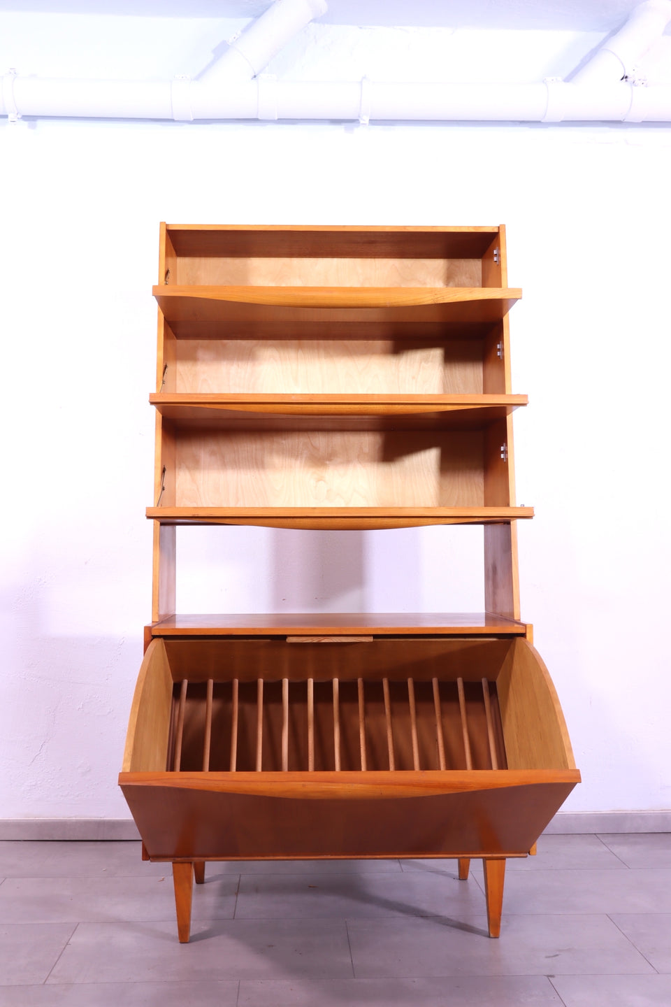Schlichter Hellerau Mid Century Highboard Retro Regal VEB Klappschrank