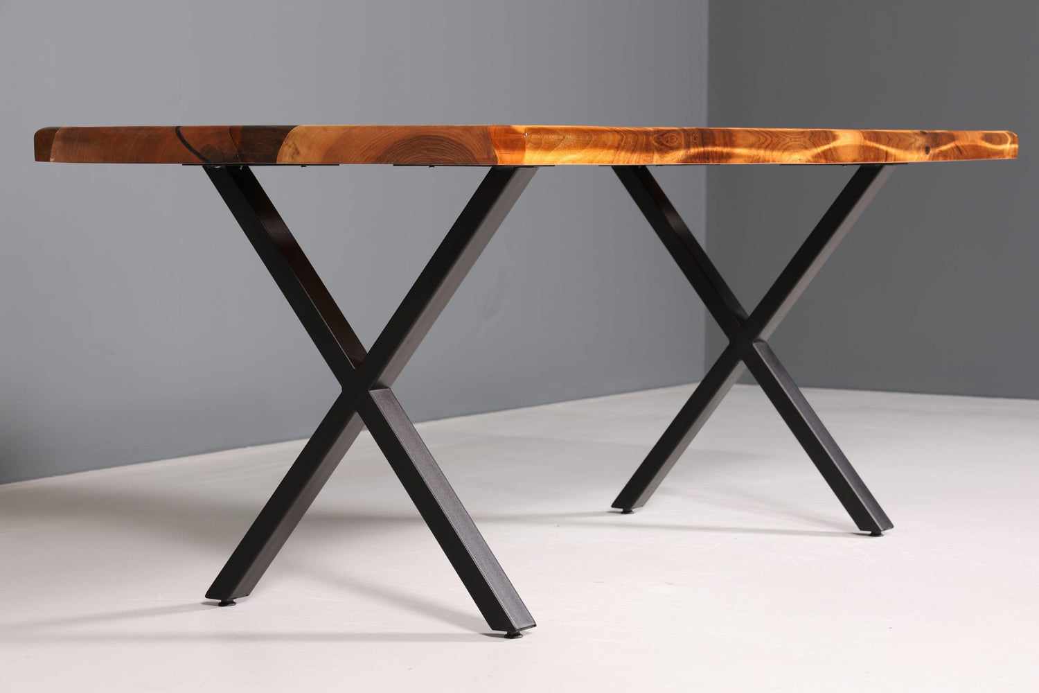 Einzigartiger Epoxidharz Tisch 180-90cm Nussbaum Esszimmer Tisch River Table Epoxy Küchentisch