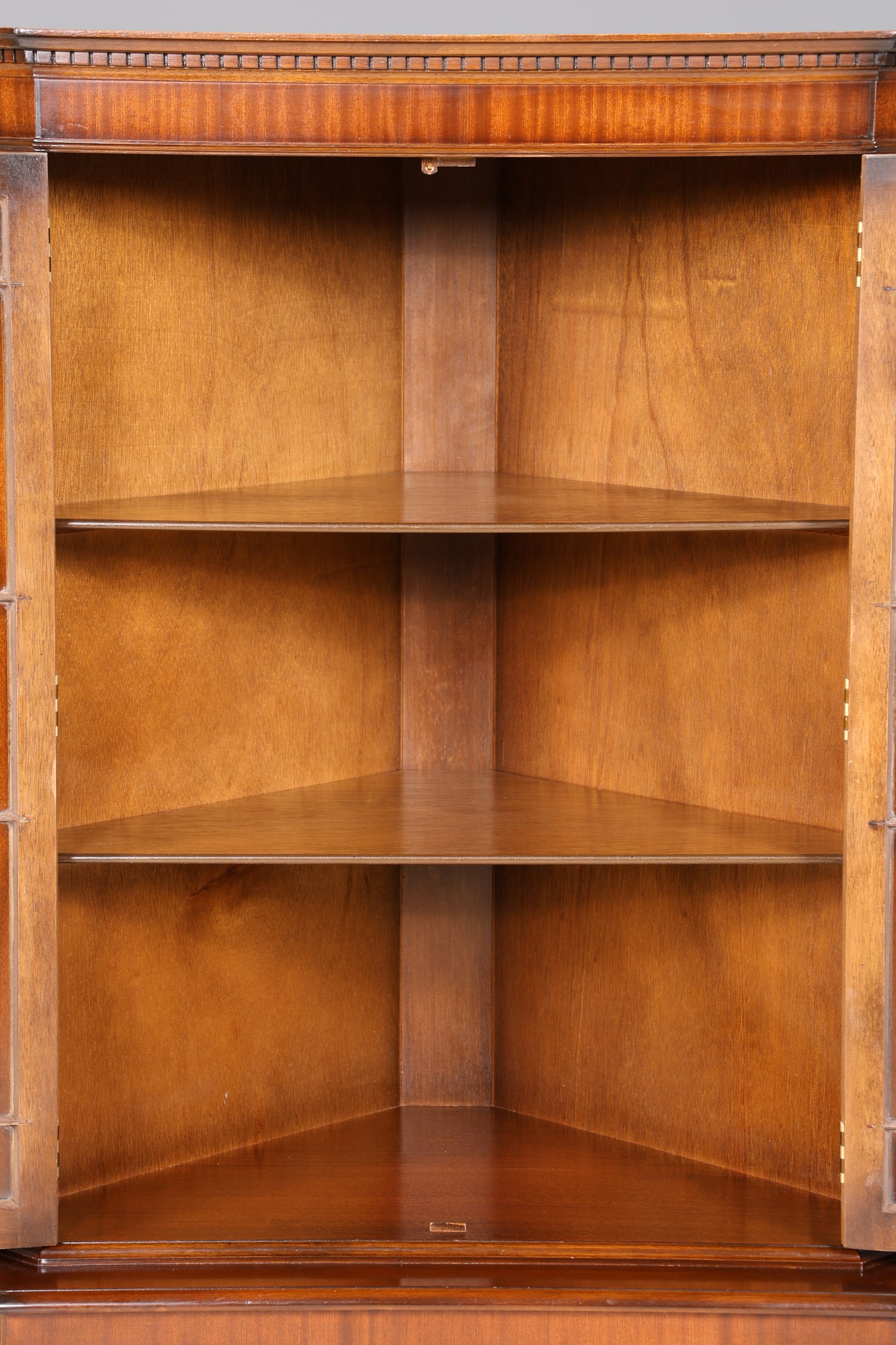 Wunderschöne Englische Eckvitrine Bibliothek Bücherschrank UK Vitrine Buffet Schrank 60s Jahre