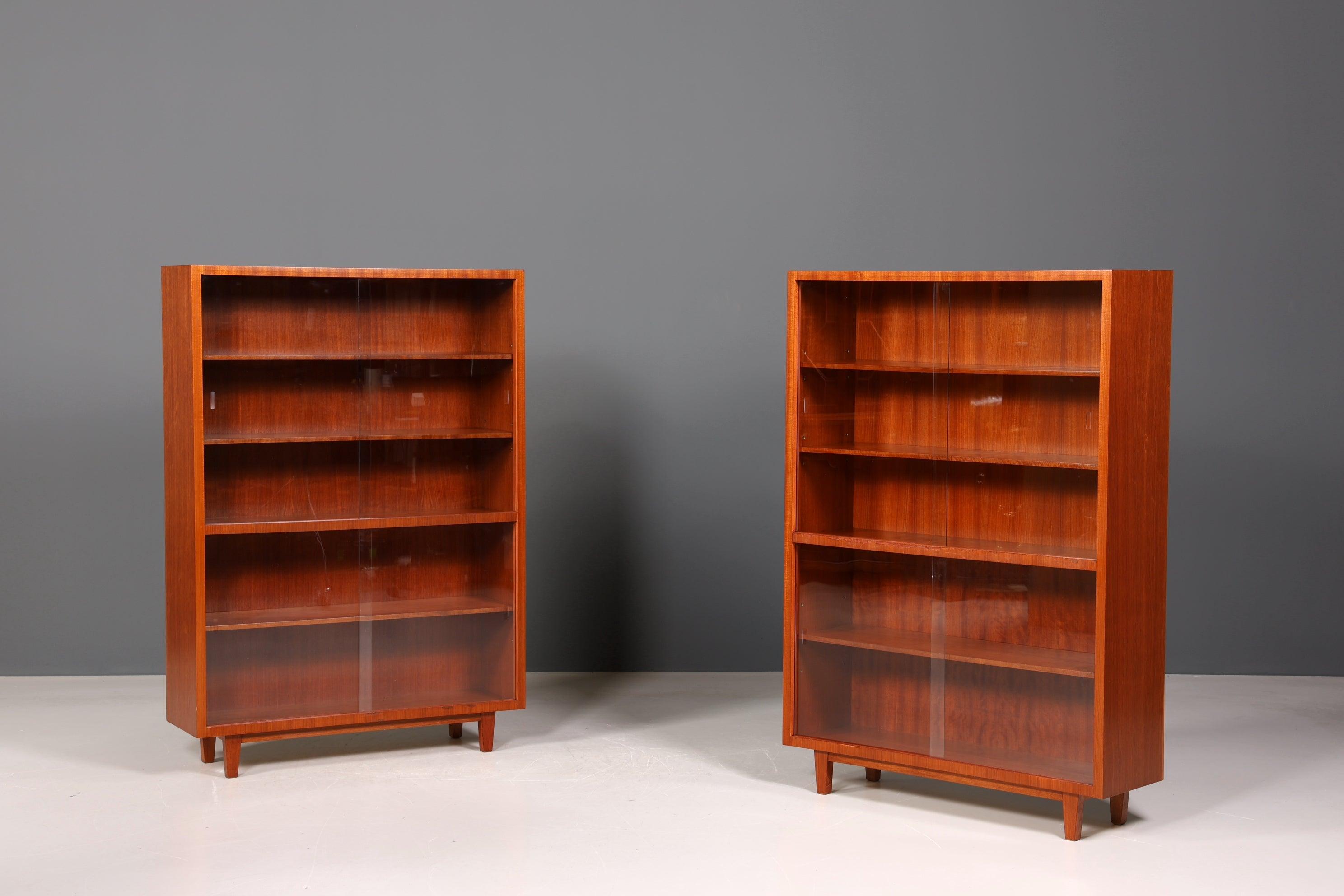 Wunderschöne Mid Century Vitrine Retro Regal Vintage Bücherregal Schrank 2 von 2