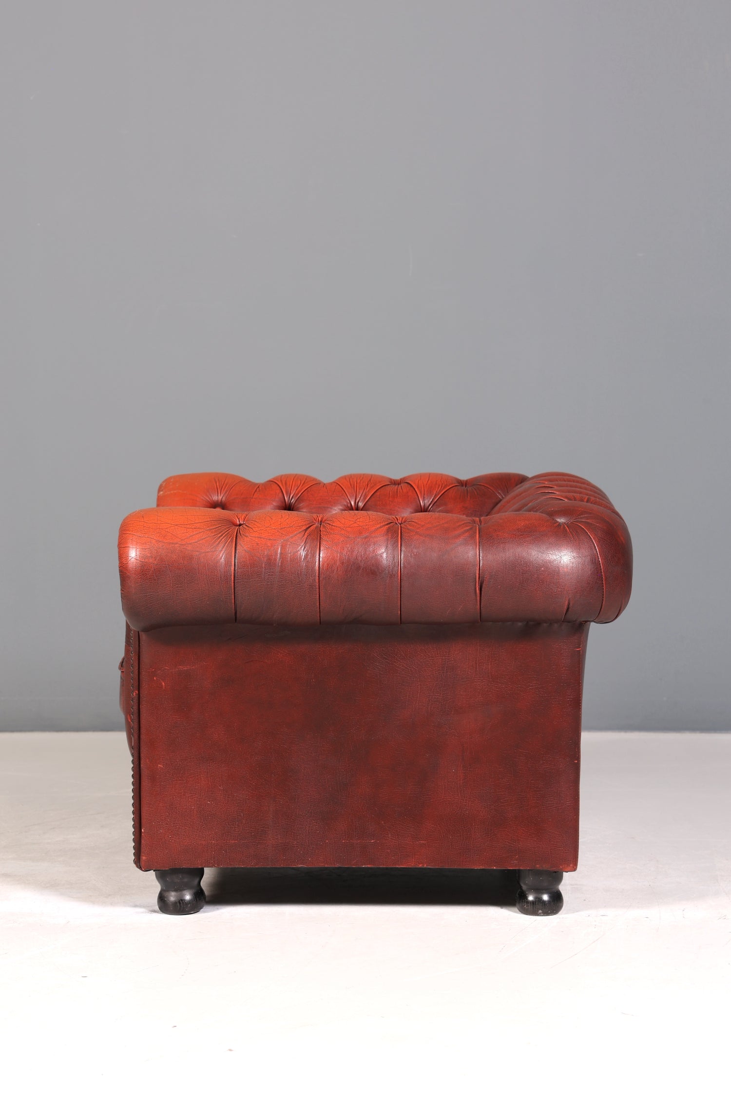 Stilvoller Original Chesterfield Sessel Englisch Oxblood Leder Armlehnsessel Herrensessel 1 von 2