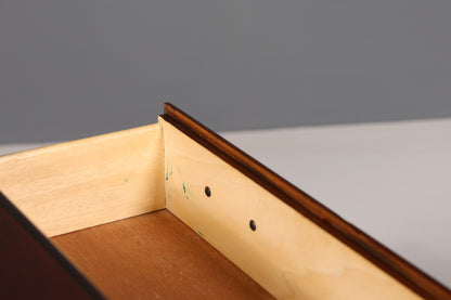 Stilvolle Kommode der Marke Drexel Heritage USA Antik Stil Nachttisch Schrank