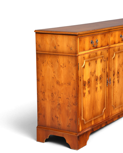 Wunderschönes Englisches Sideboard Schrank Antik 60s Buffetschrank Kommode
