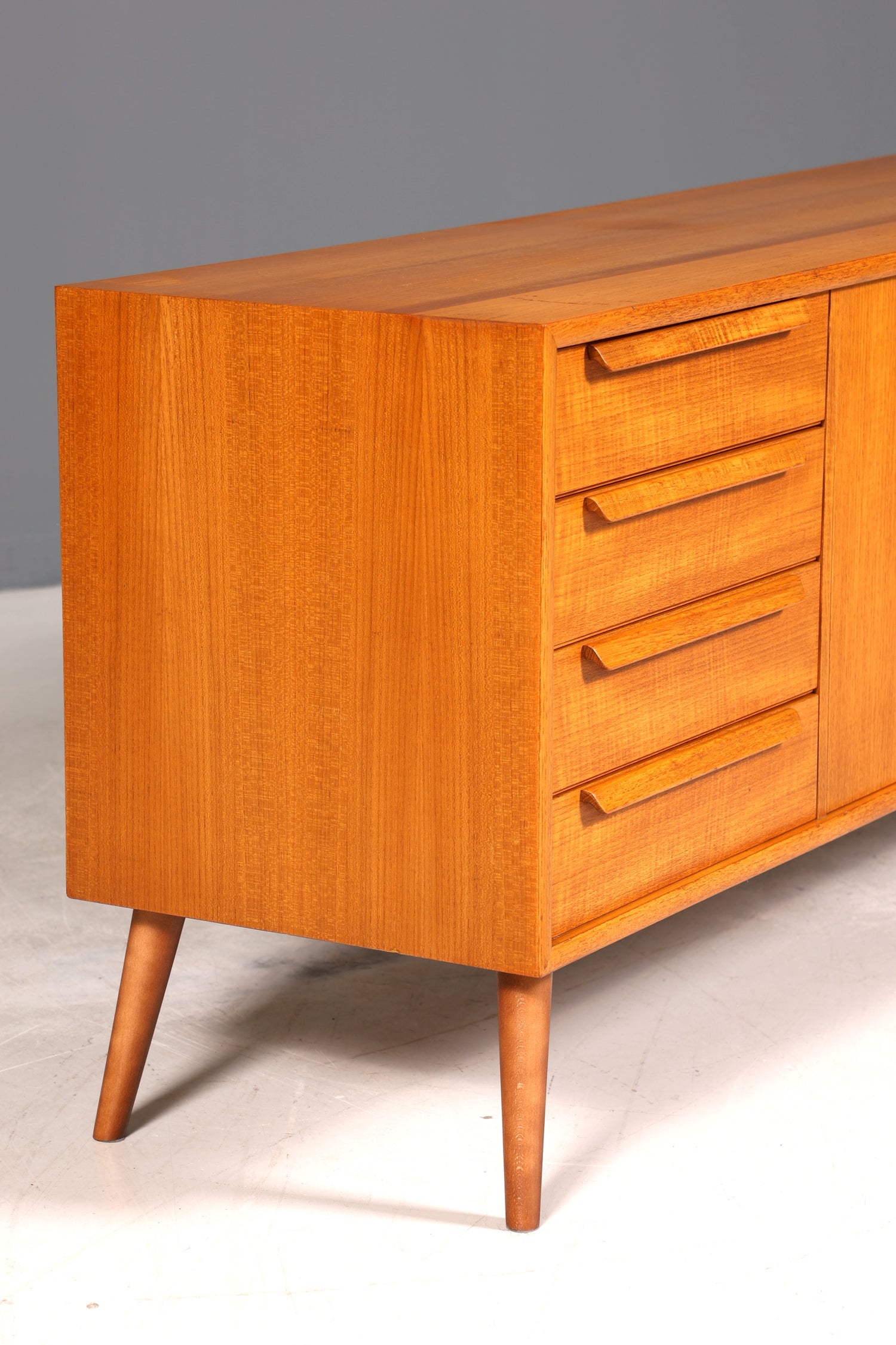 Schlichtes Mid Century Sideboard Vintage TV Kommode Wk Möbel 60s Schrank Retro Longboard