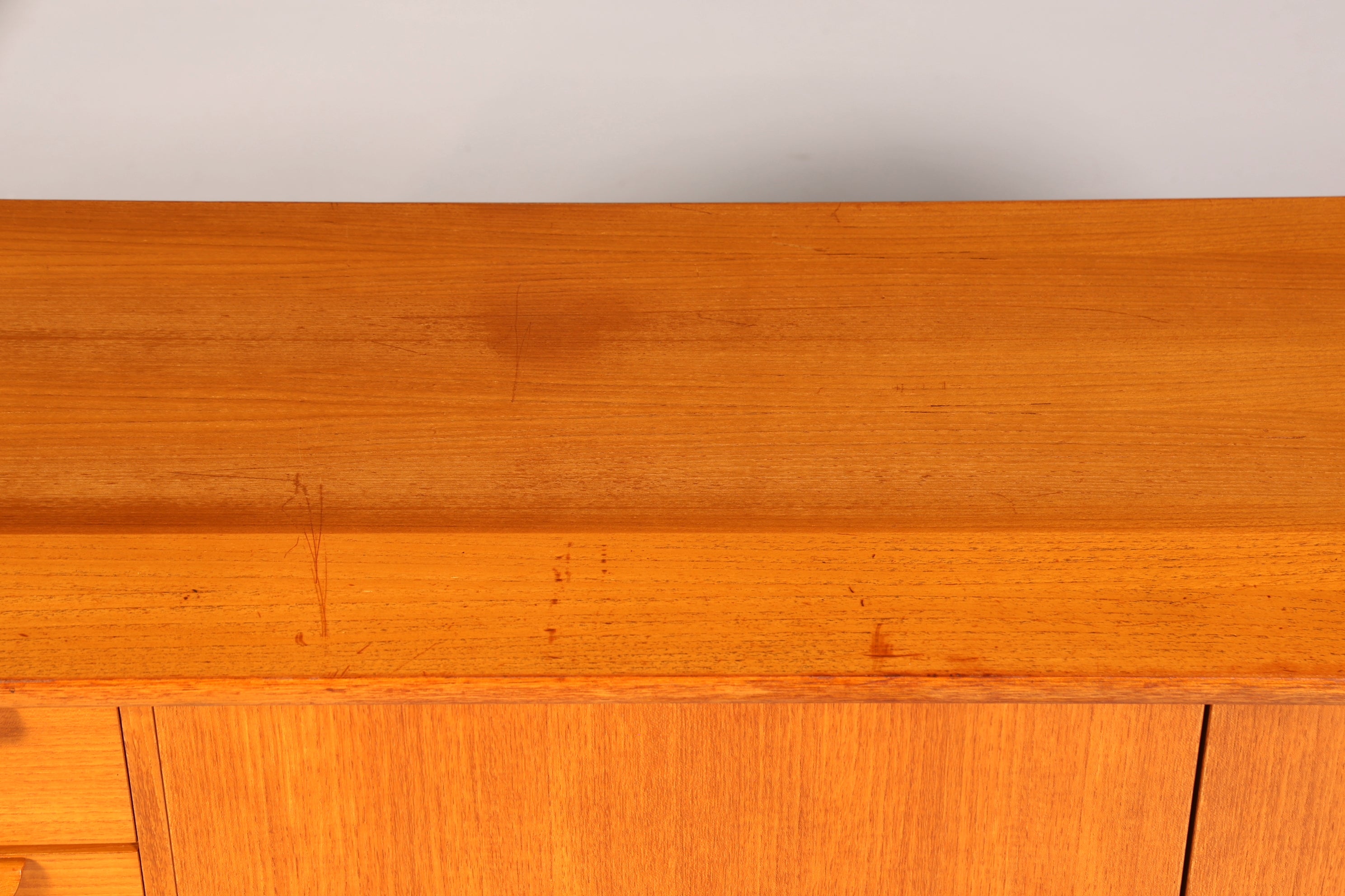 Schlichtes Mid Century Sideboard Vintage TV Kommode Wk Möbel 60s Schrank Retro Longboard