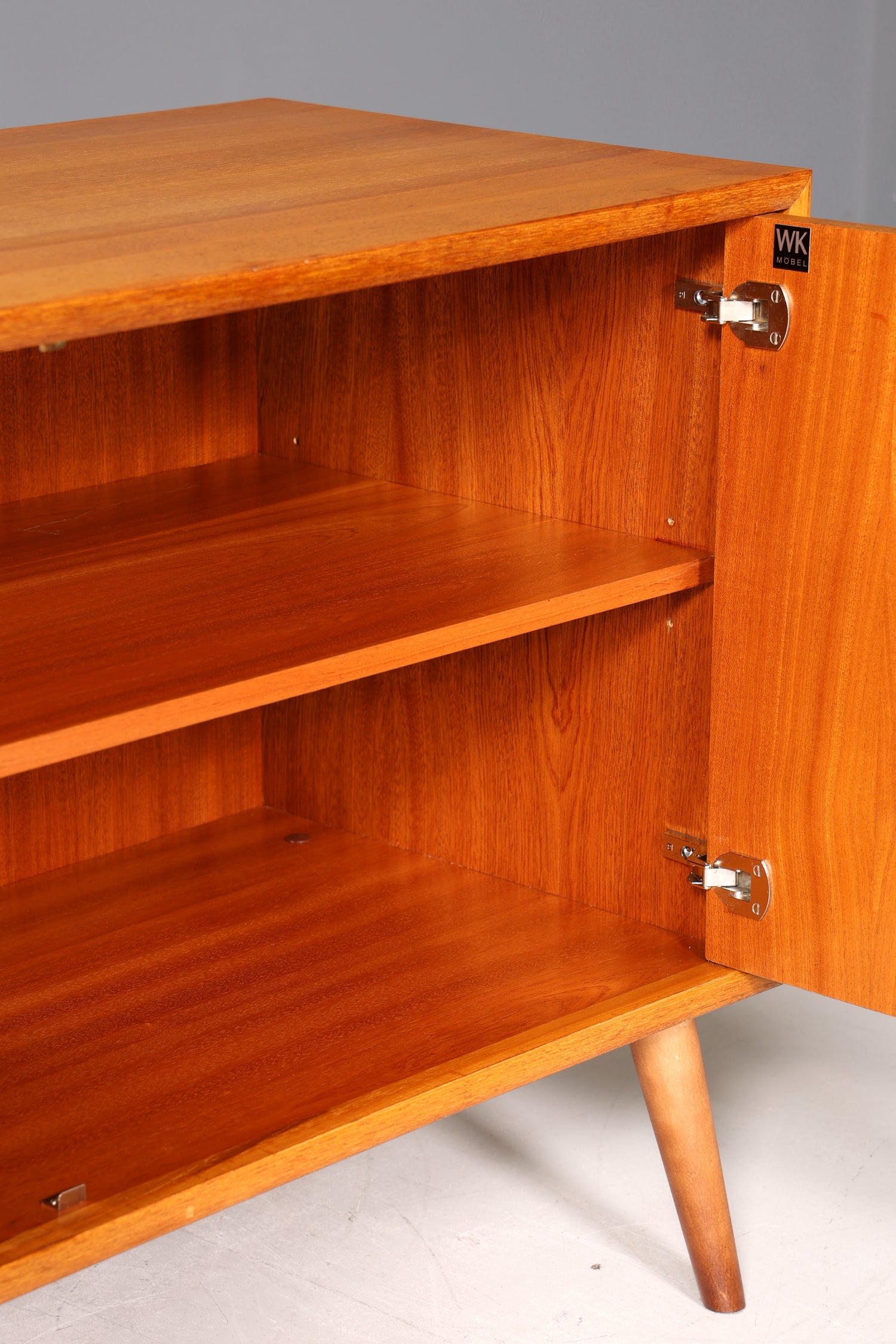 Schlichtes Mid Century Sideboard Vintage TV Kommode Wk Möbel 60s Schrank Retro Longboard