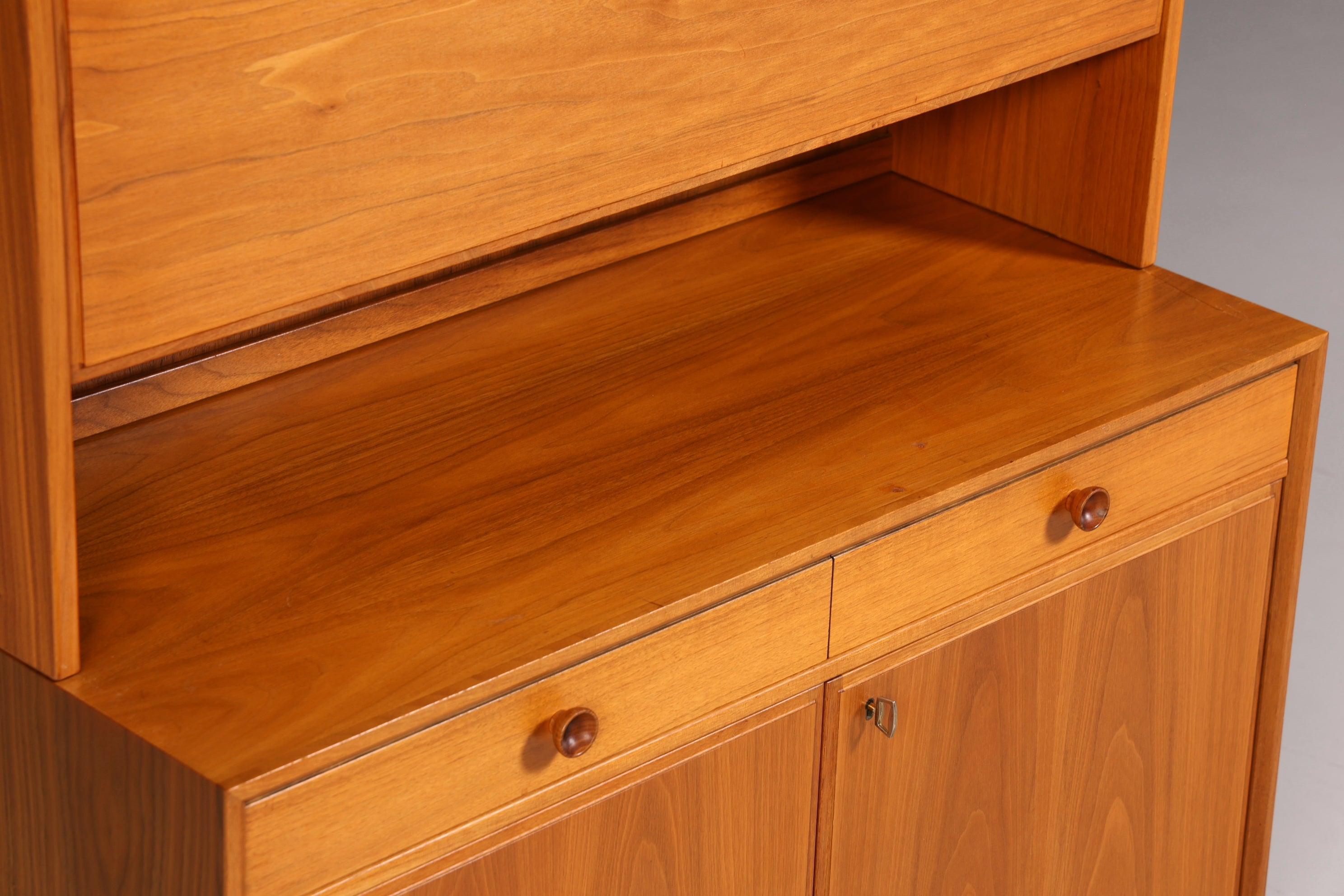 Stilvoller Mid Century Schrank Vintage Highboard Sekretär echt Holz Regal 60er Jahre