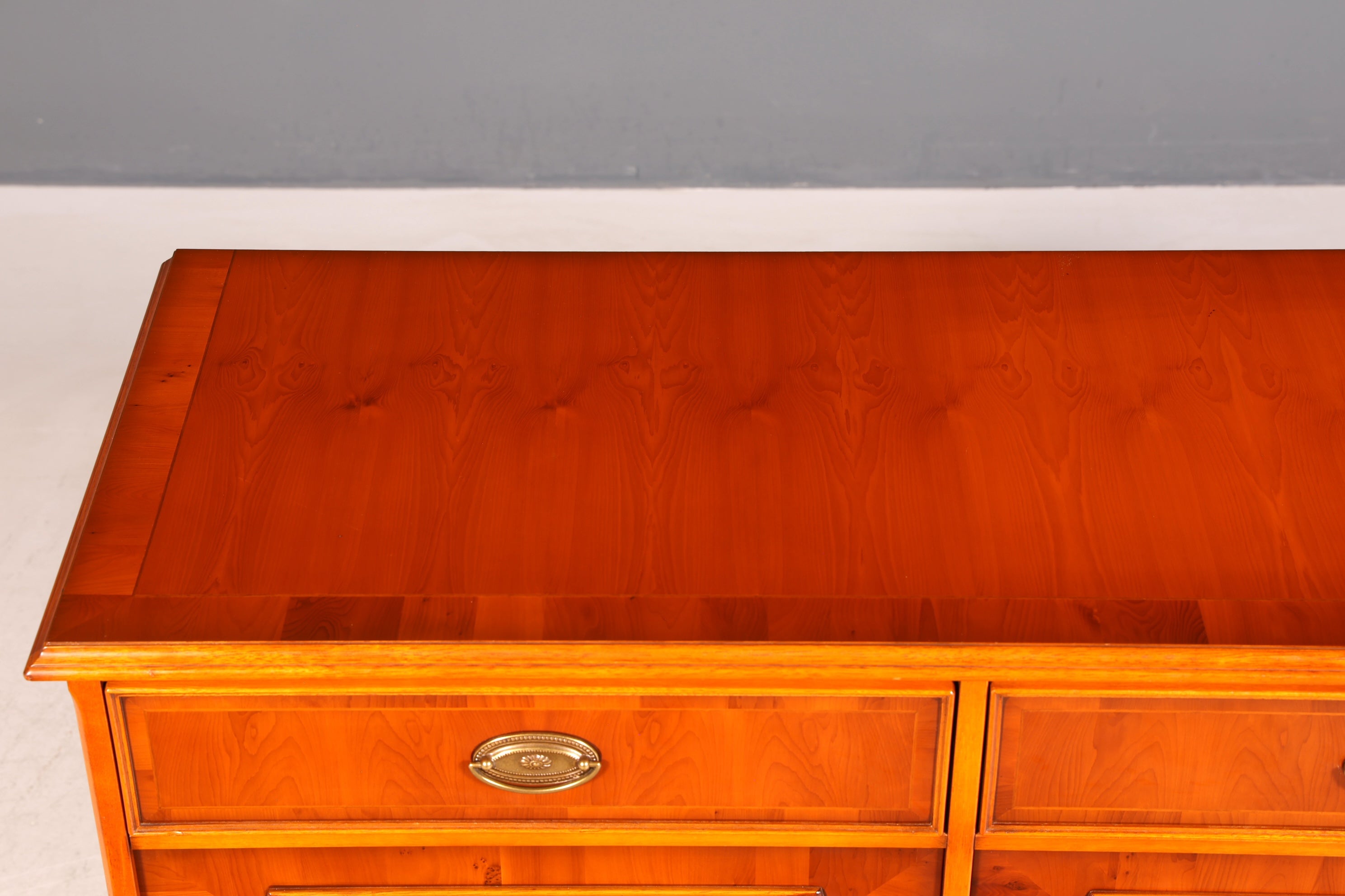 Traumhaftes Original Heldense Sideboard Buffet Antik Stil Englisches Schrank Anrichte