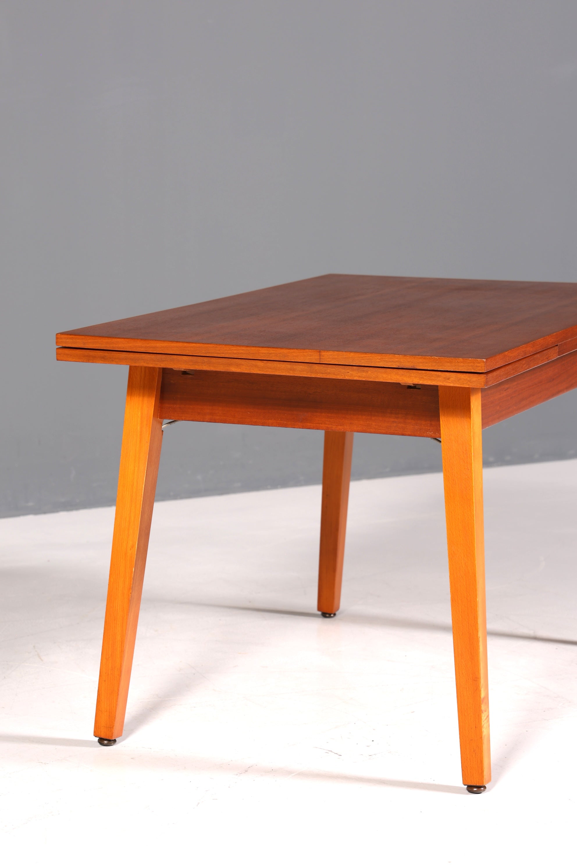 Traumhafter Mid Century Küchentisch Vintage Tisch ausziehbar und höhenverstellbar Esszimmer Tisch