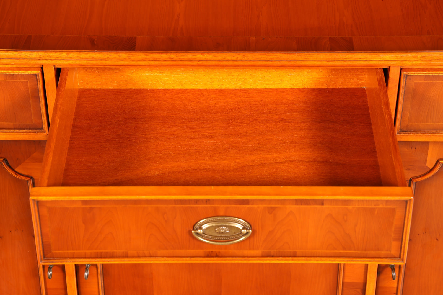 Traumhaftes Original Heldense Sideboard Buffet Antik Stil Englisches Schrank Anrichte