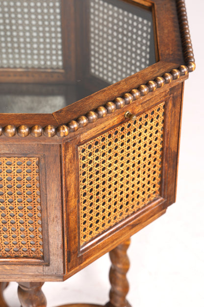 Wunderschöner Gründerzeit Barschrank echt Holz Teeschrank Korbgeflecht Schrank Ablage