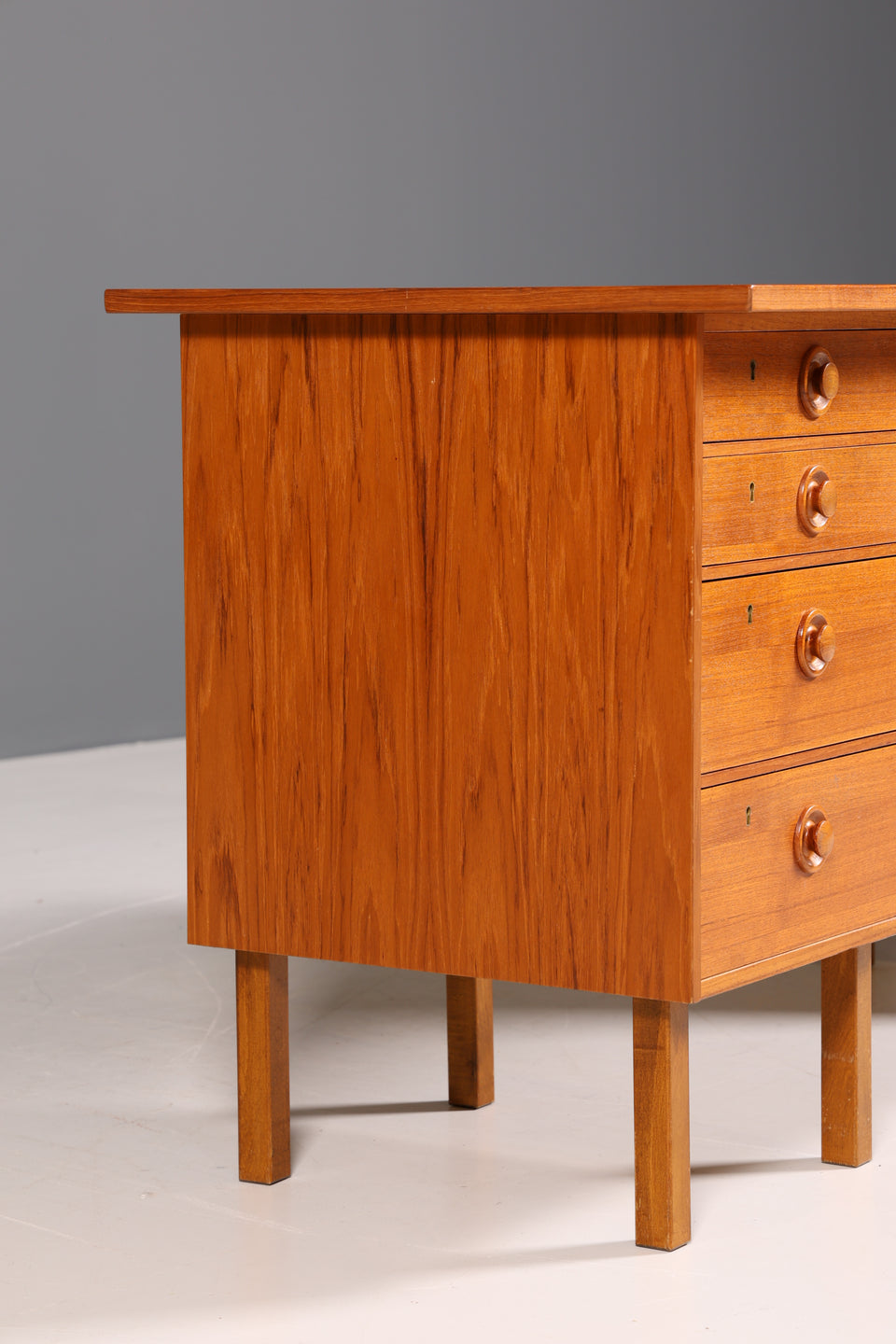Wunderschöner Mid Century Schreibtisch Made in Denmark Teak Holz Tisch Bürotisch