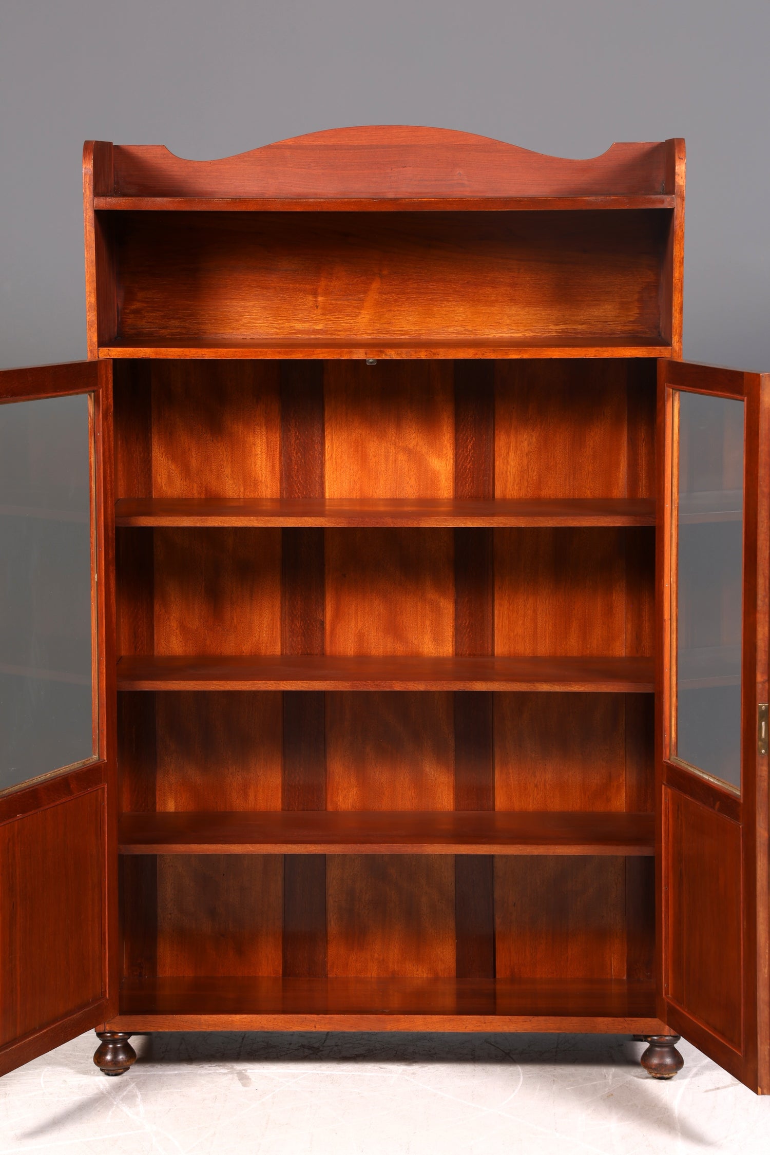 Traumhafte Jugendstil Vitrine Eiche Bücherschrank Antik Schrank Geschirrschrank Glasvitrine um 1900 Vintage