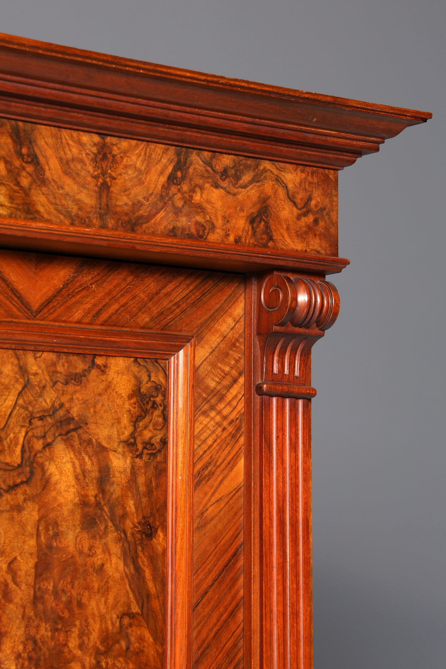Edler Gründerzeit Schrank um 1880 Kleiderschrank Antik Louis Philippe Wäscheschrank