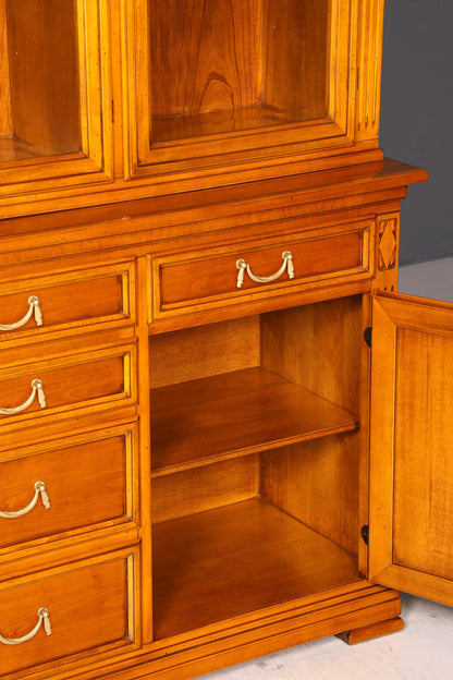 Wunderschöne Original Selva Vitrine Antik Stil massiv Holz Buffet Villa Borghese Schrank Bibliothek