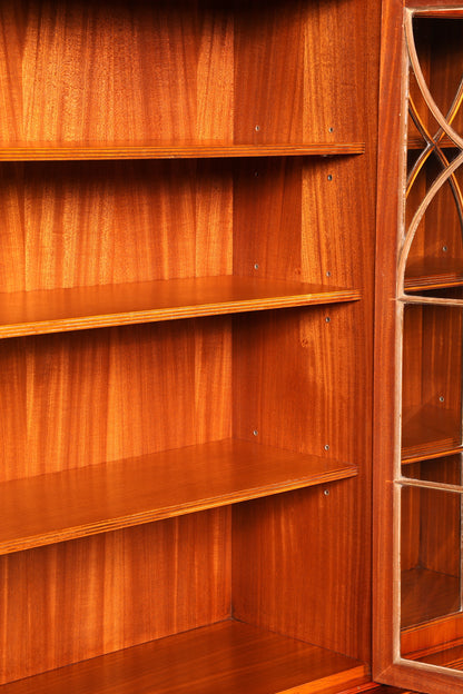 Wunderschöne Englische Vitrine Bibliothek Bücherschrank UK Buffet Schrank 60s Jahre