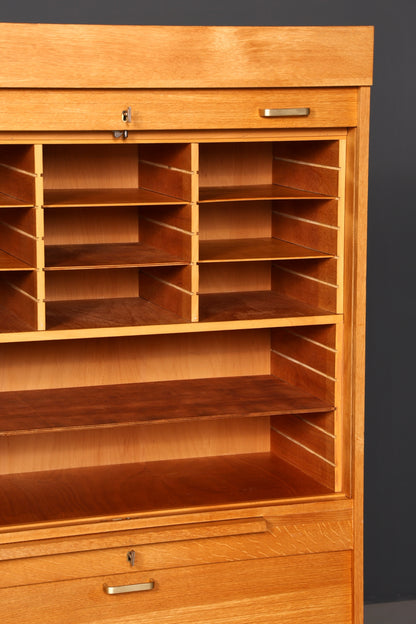 Stilvoller Mid Century Rollladenschrank Bauhaus Apothekerschrank Art Deco Büro Aktenschrank