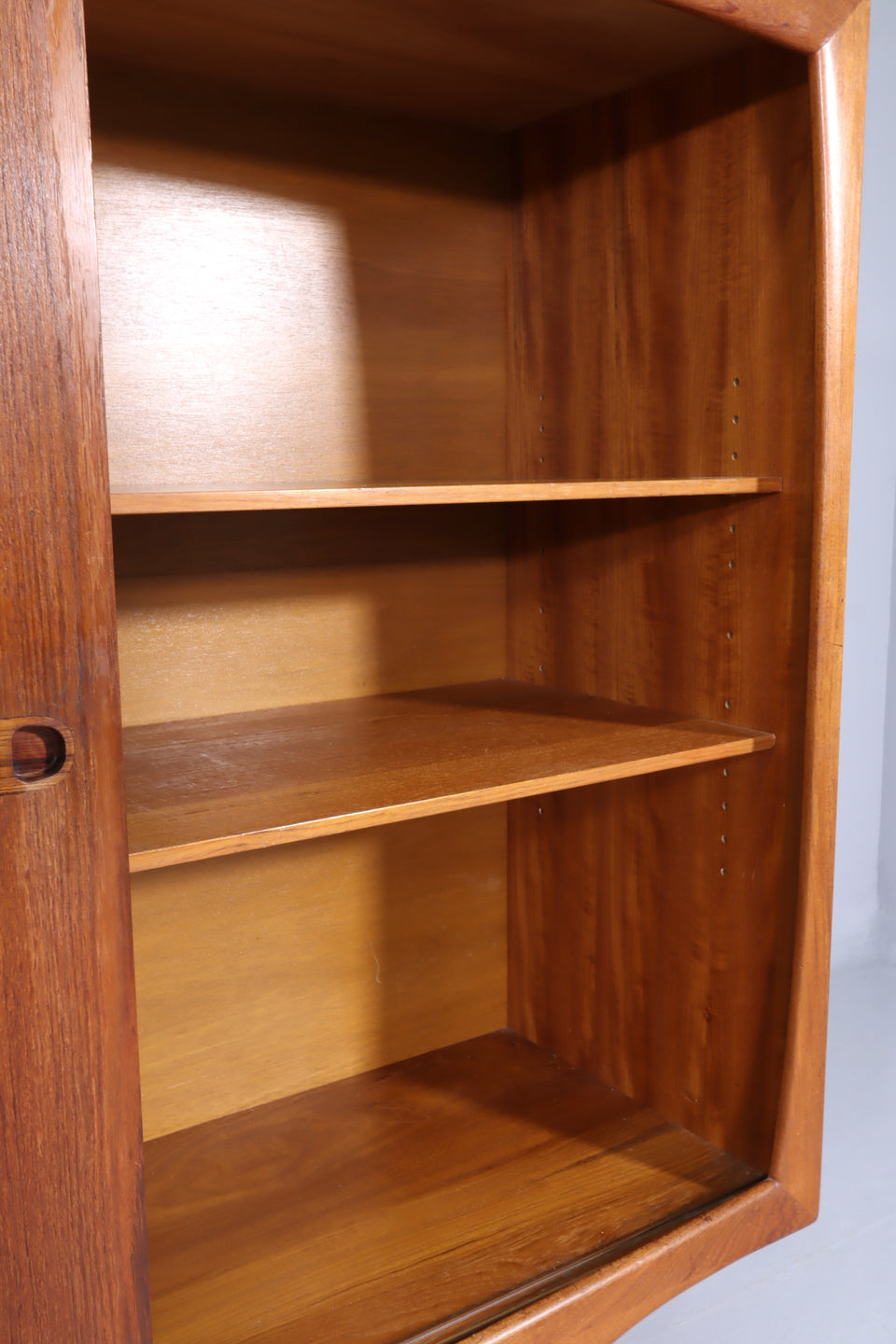 Mid Century Teak Holz Highboard Harry Østergaard für Randers 50s Schrank Kommode