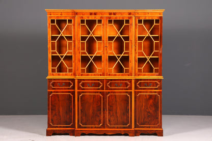 Beeindruckender Englischer Bücherschrank Eibe Vitrine Bibliothek Bücherregal Glasvitrine Buffet Chippendale Vintage