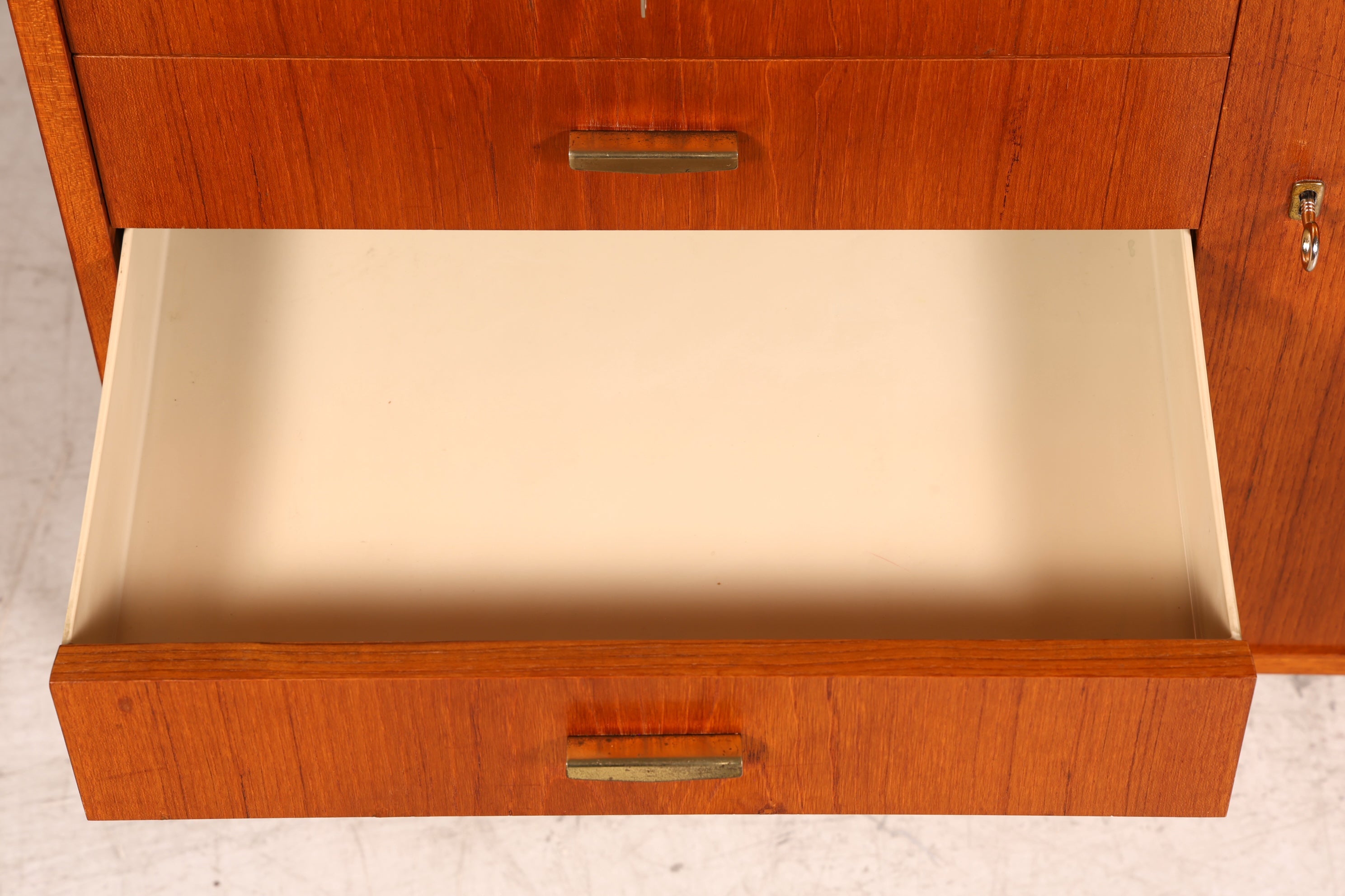 Traumhafte Mid Century Kommode echt Holz Sideboard Vintage Schubladen Kommode