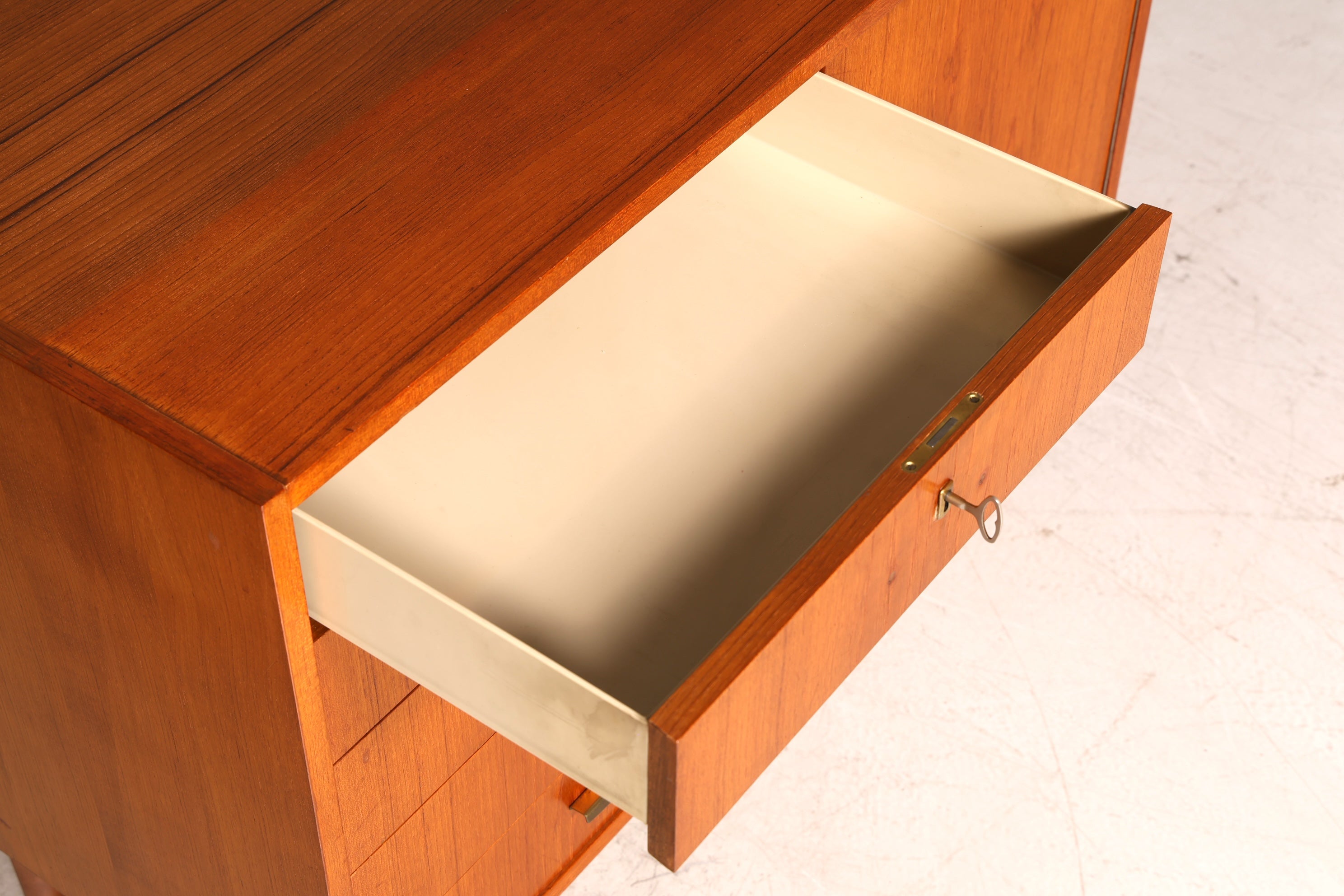 Traumhafte Mid Century Kommode echt Holz Sideboard Vintage Schubladen Kommode