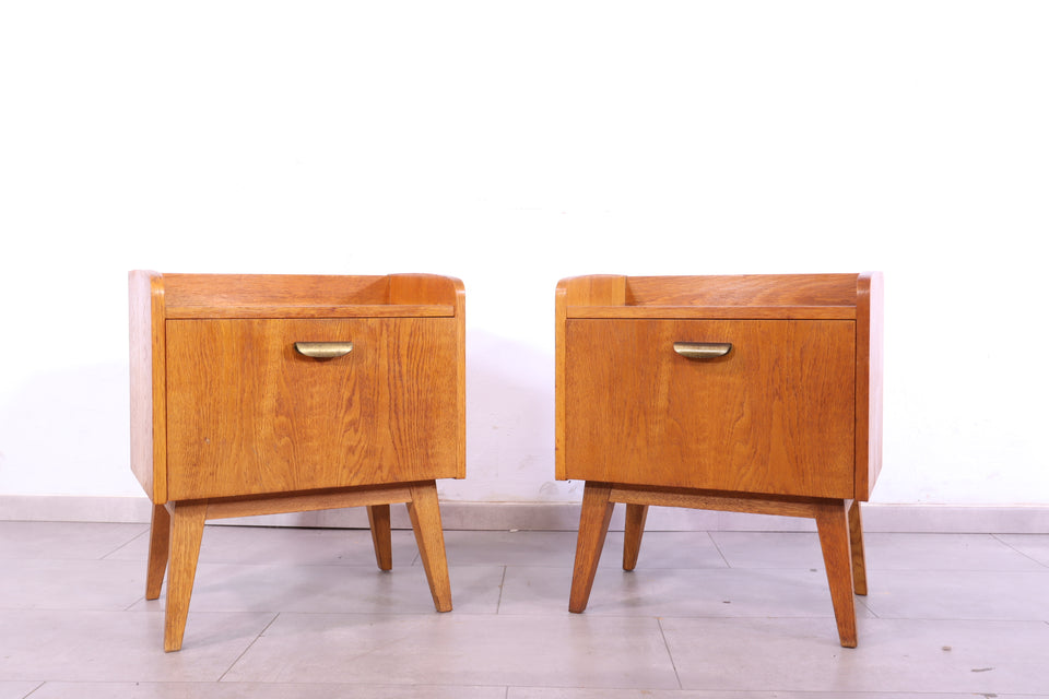 Schlichter Mid Century Nachttisch Vintage Kommode 2 von 2