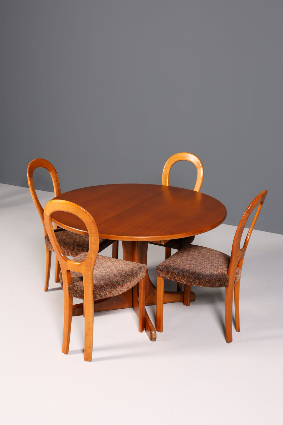Schlichter Danish Design Esstisch aussziehbarer Küchentisch