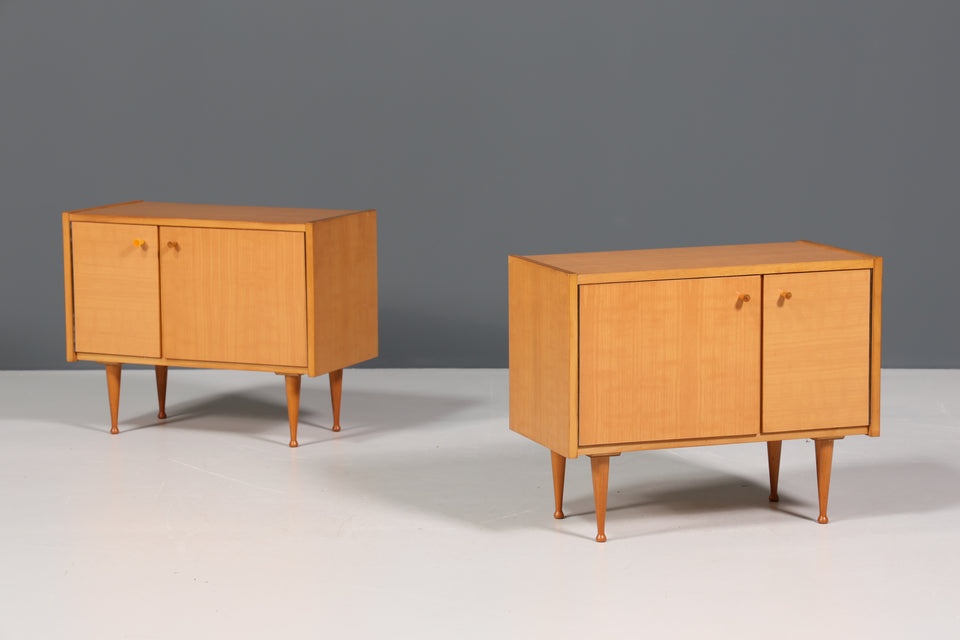Schlichte Mid Century Kommode Retro Schränkchen 1 von 2