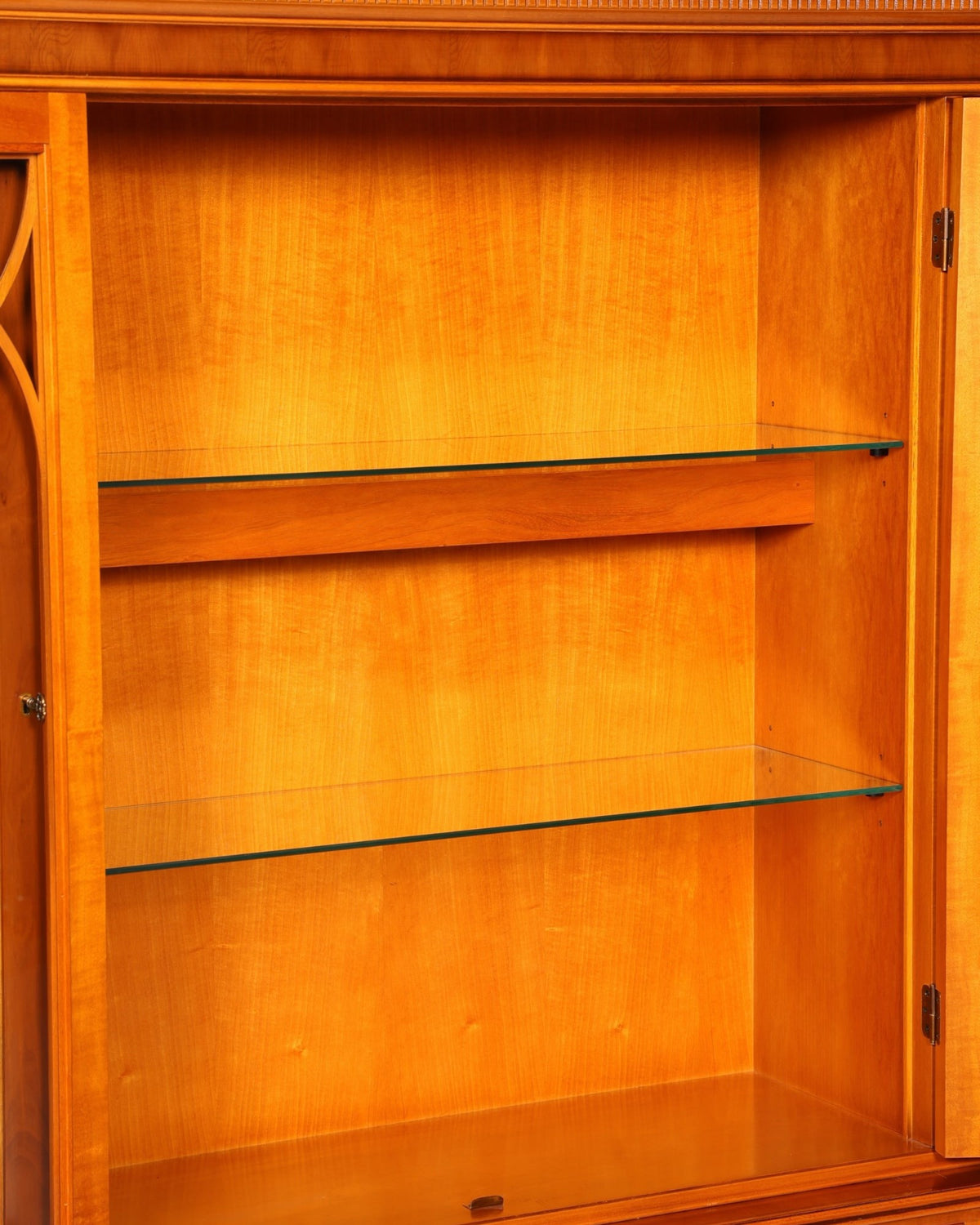 Englische Vitrine Eibe – Bild 10