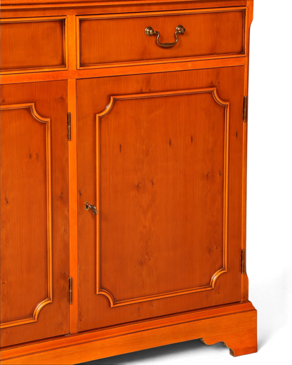 Englische Vitrine Eibe – Bild 12