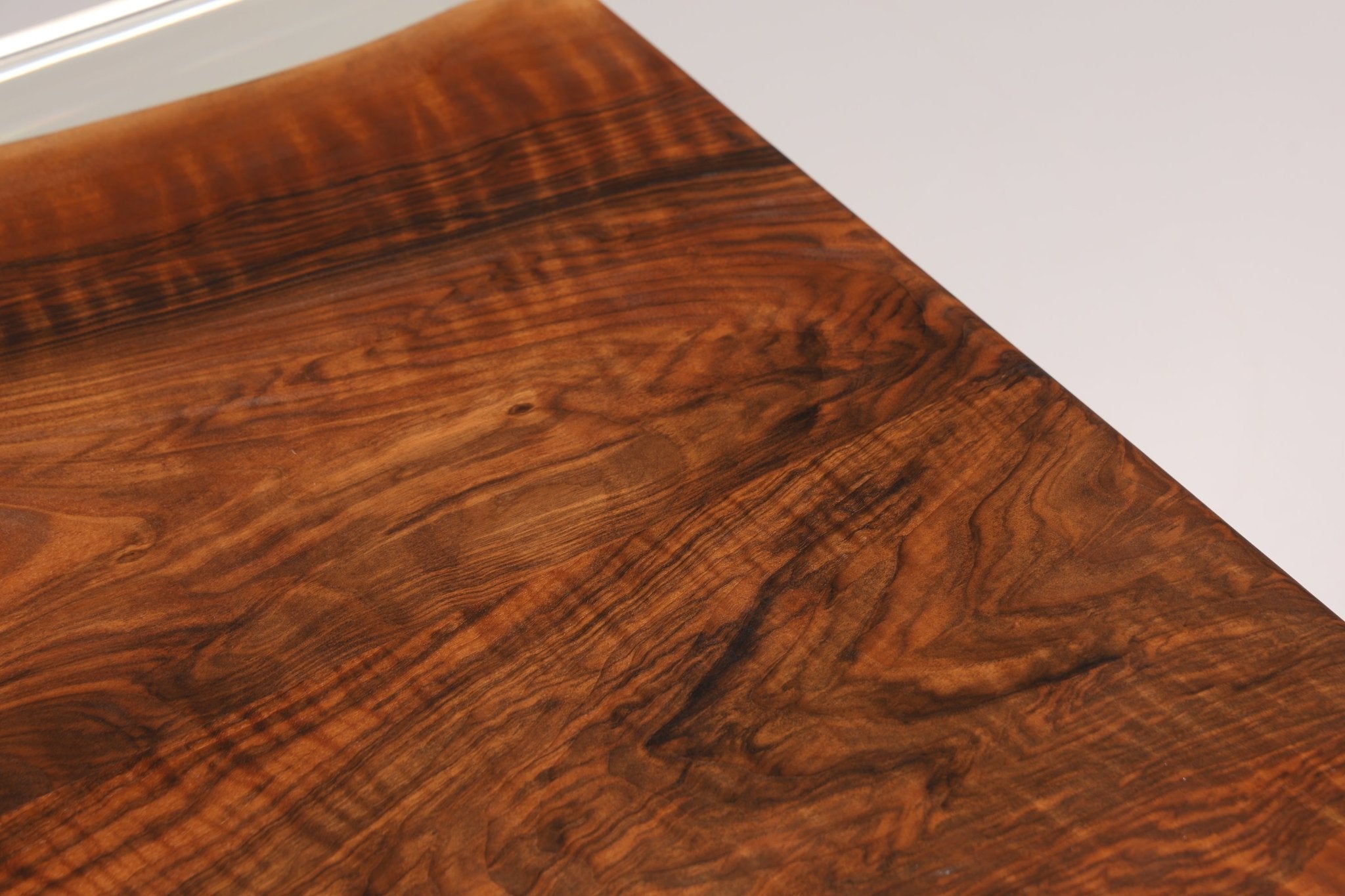 Edler Epoxidharz Tisch 220-90 cm Epoxy Nussbaum massiv Holz Esszimmer Tisch