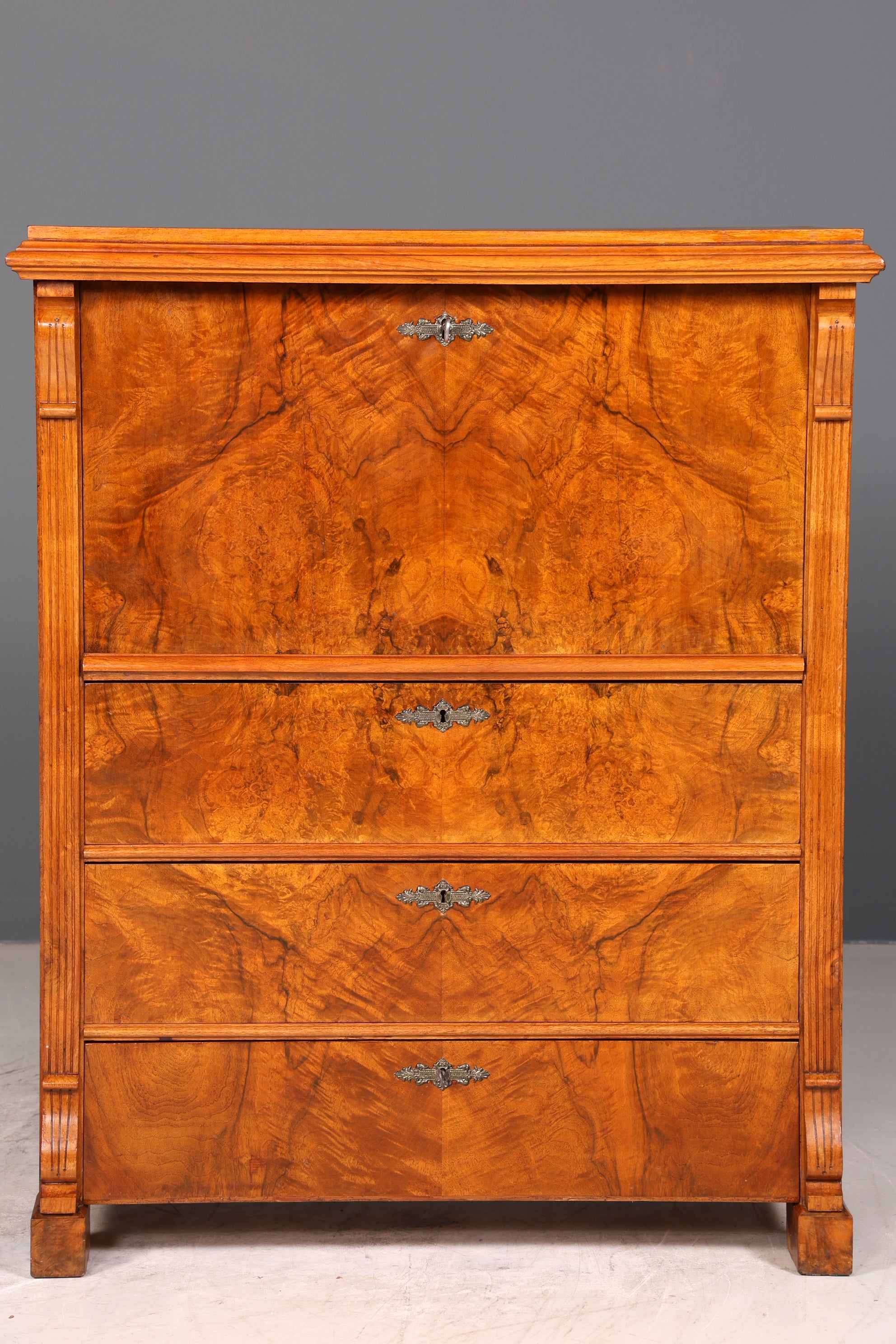 Stilvoller Biedermeier Sekretär Vertiko Louis Philippe  Kommode Schubladenkommode