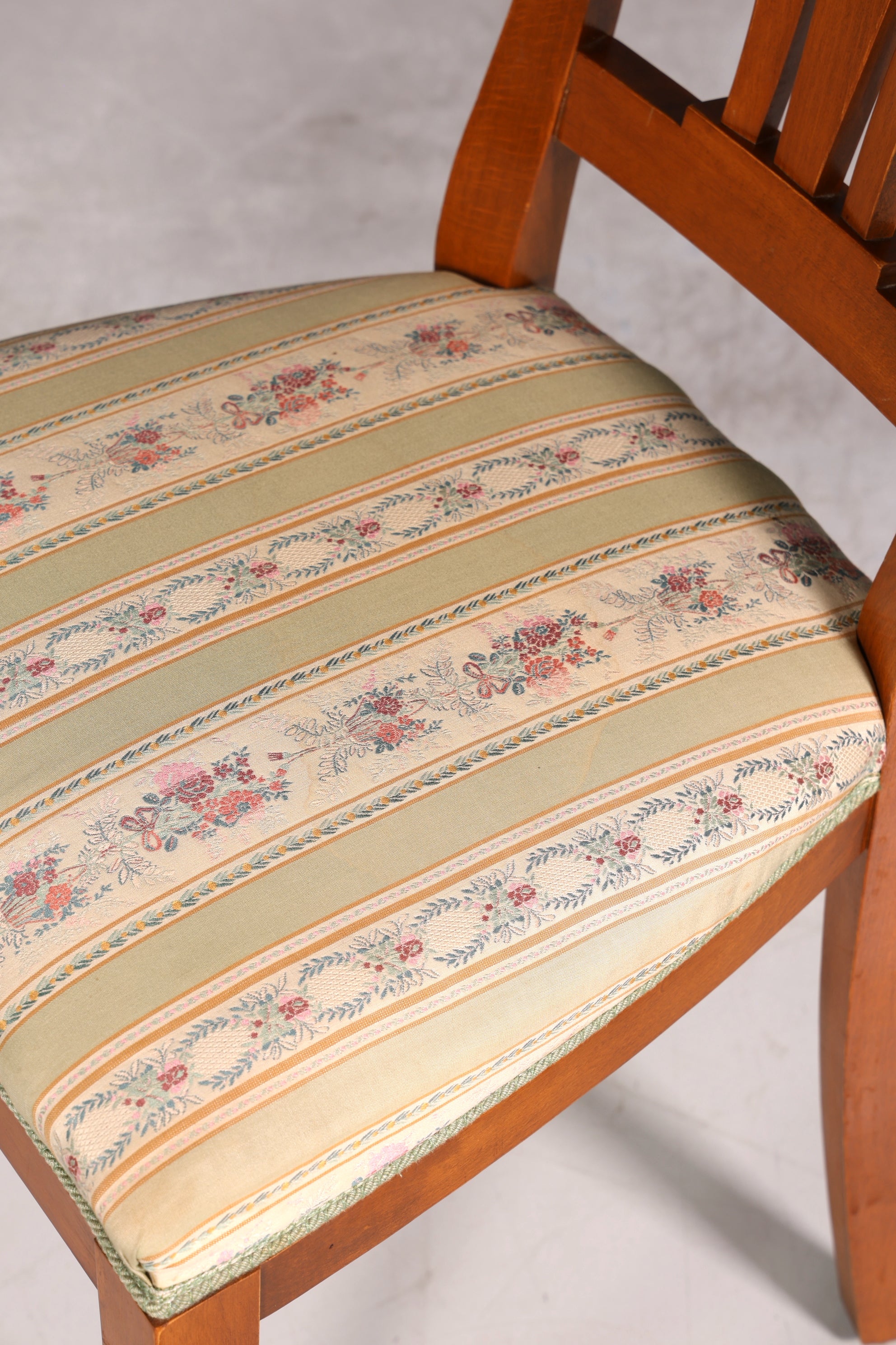 Wunderschöner Selva Stuhl Antik Biedermeier Stil Sekretär Stuhl Esszimmer Stuhl Küchenstuhl
