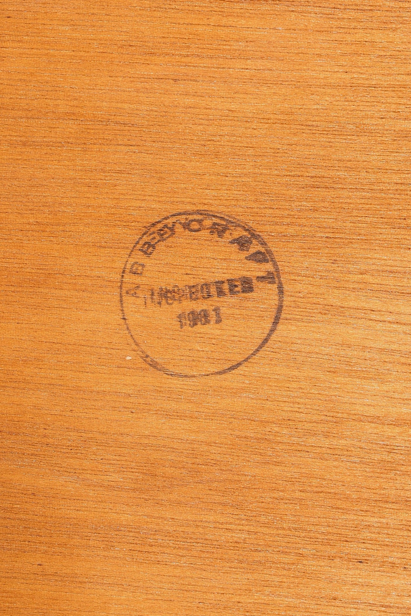 Traumhafte Englische Vitrine Eibe Holz Bibliothek Bücherschrank Buffet Schrank