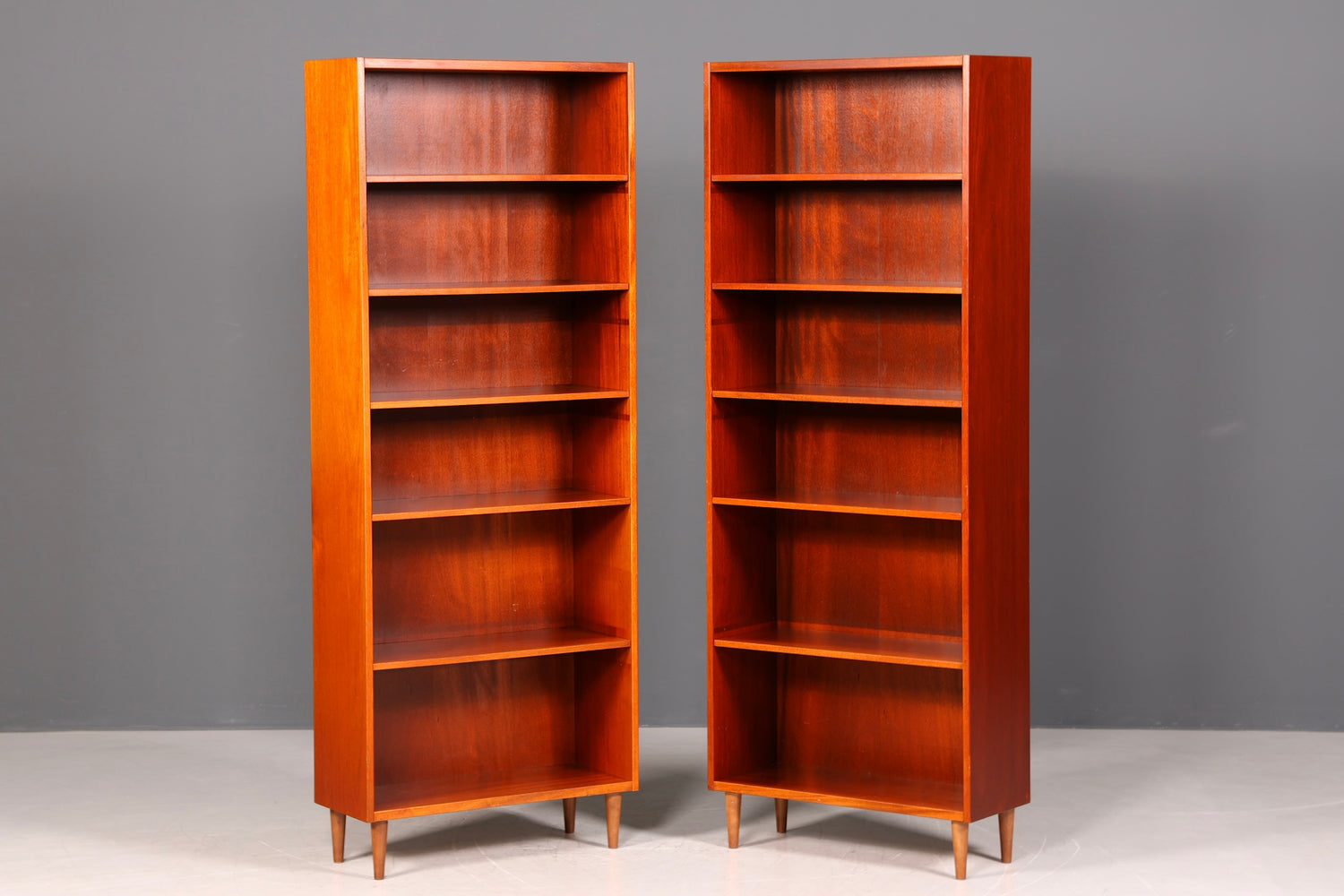 G428 Finish Schlichtes Mid Century Regal Vintage Bücherregal Schrank Buchablage 60s Bookshelf (Kopie 3)